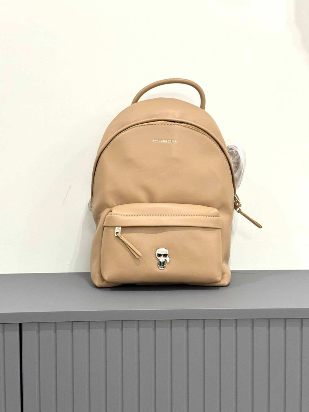 кожаный рюкзак карл лагерфельд женский,рюкзак karl lagerfeld женский,рюкзак karl lagerfeld,рюкзак женские,рюкзак женский кожаный