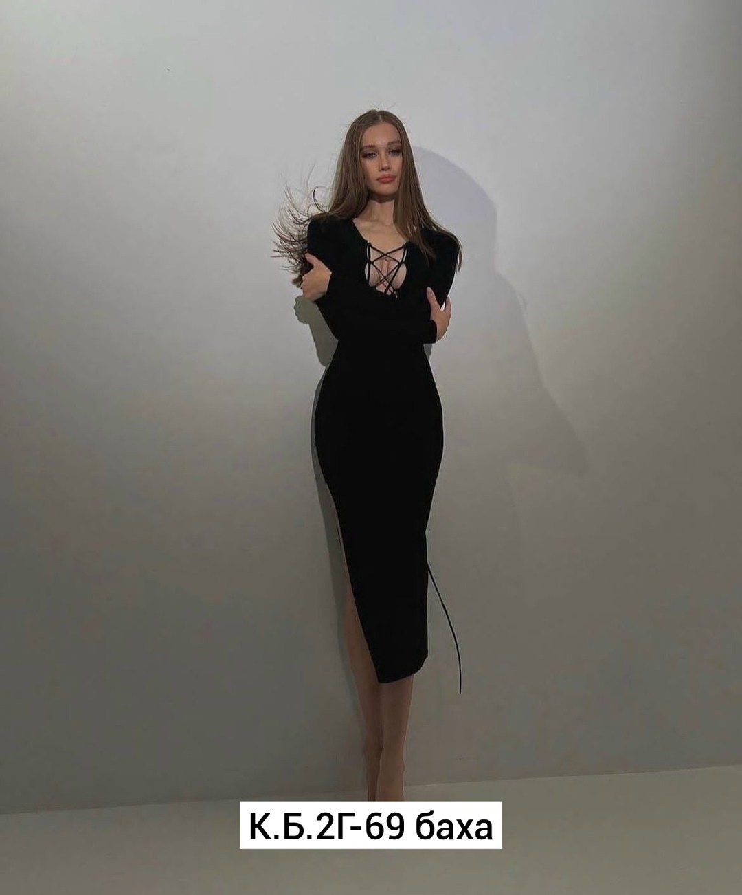 платье сексуальное,декольте платье,платье с глубоким декольте,платье миди,черное платье