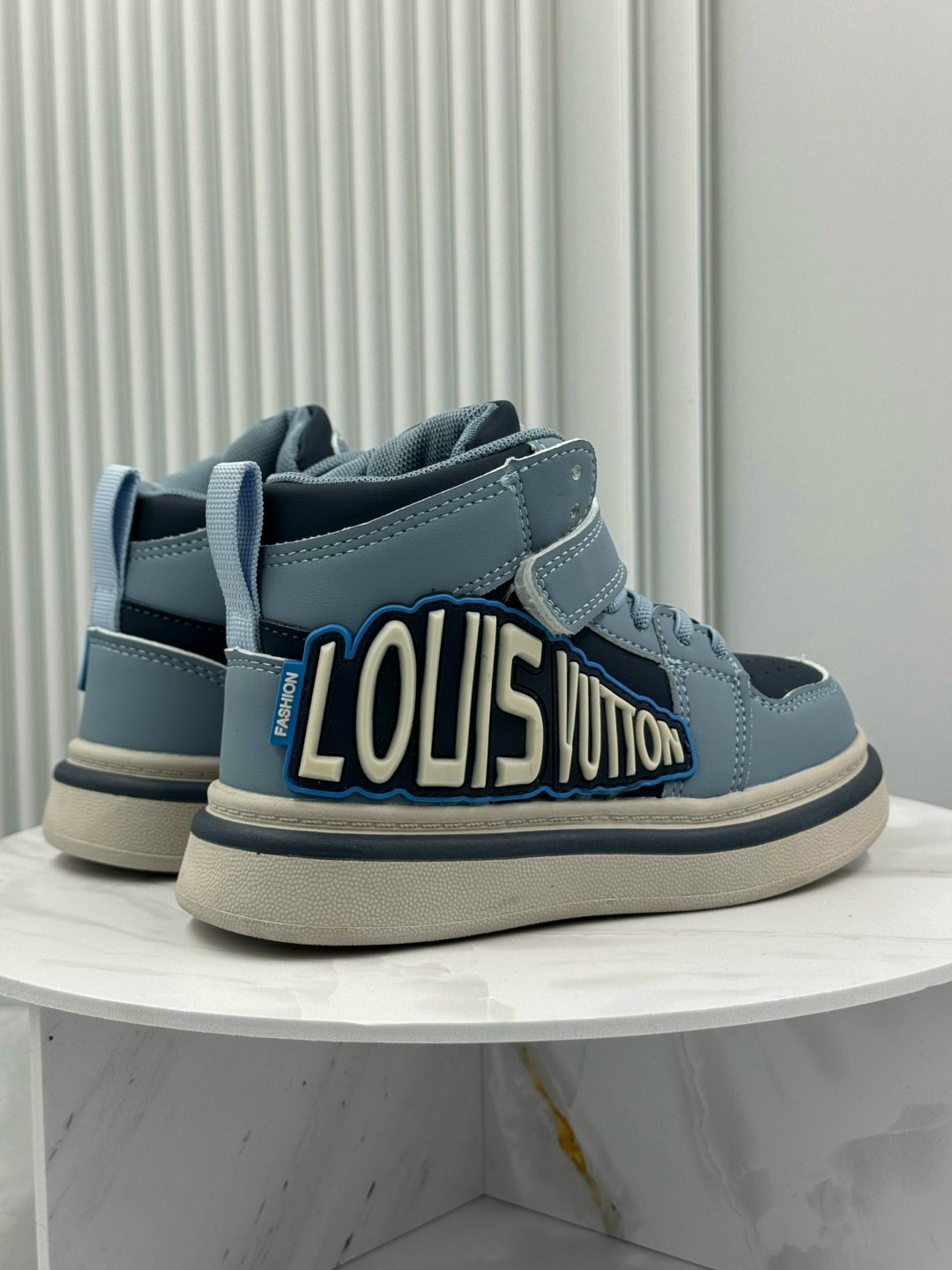 ,кроссовки мальчику,детские кроссовки,спортивная ,louis vuitton кроссовки мужские