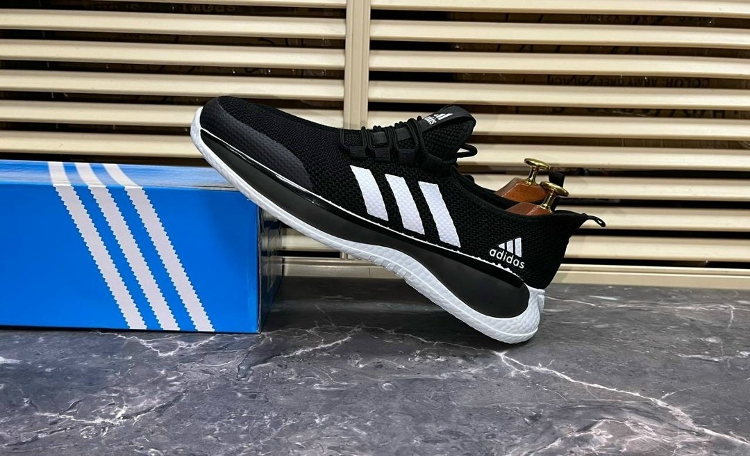 мужские кроссовки adidas,кроссовки adidas,adidas кроссовки adidas,мужские кроссовки,кроссовки мужские женские adidas