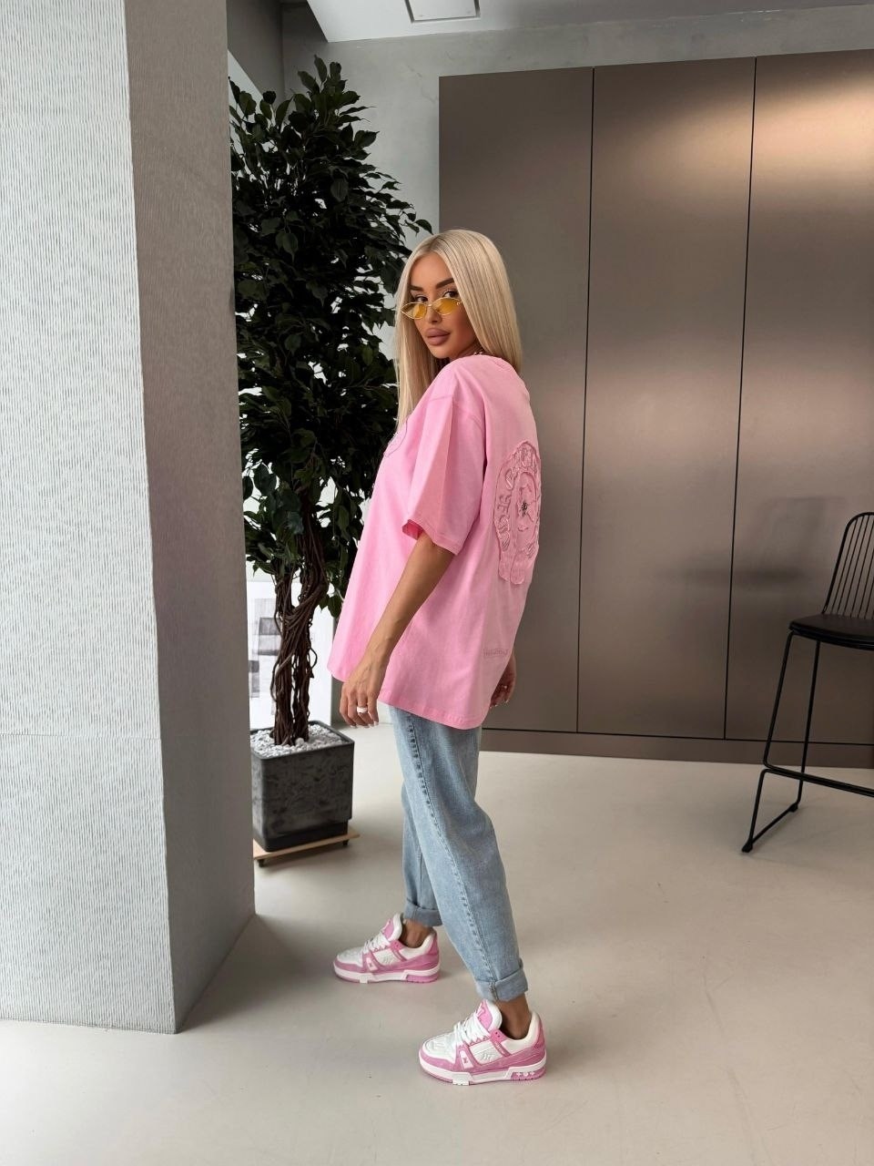футболка оверсайз,футболки женская оверсайз,футболка y2k оверсайз zi-bella розовый,розовая футболка оверсайз,футболка y2k оверсайз