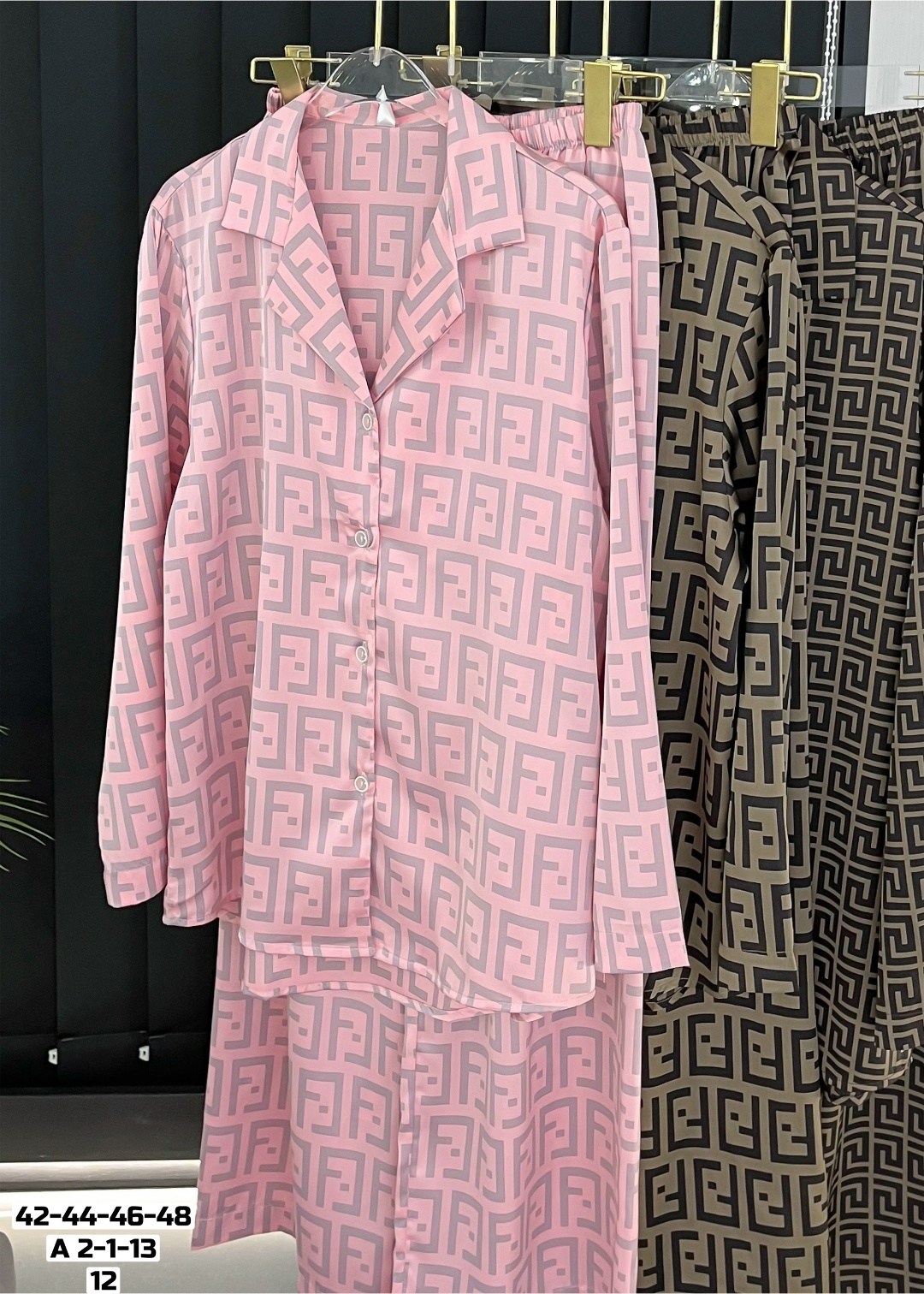 костюм fendi,костюм фенди,модные костюмы,стильные костюмы,костюм с брюками