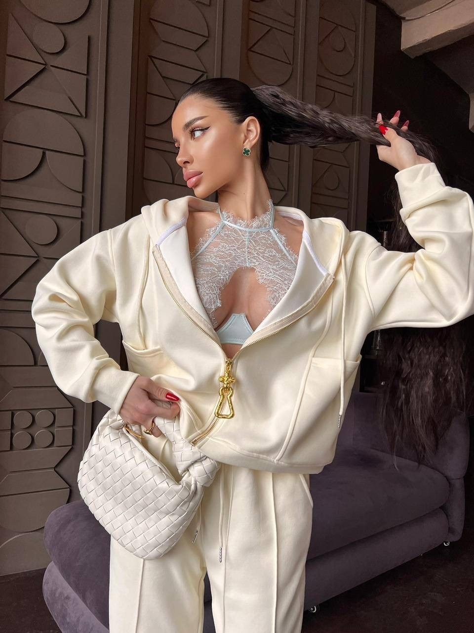 стильные костюмы,женский костюм,брючный костюм женский,костюм спорт шик,костюм в оттенке