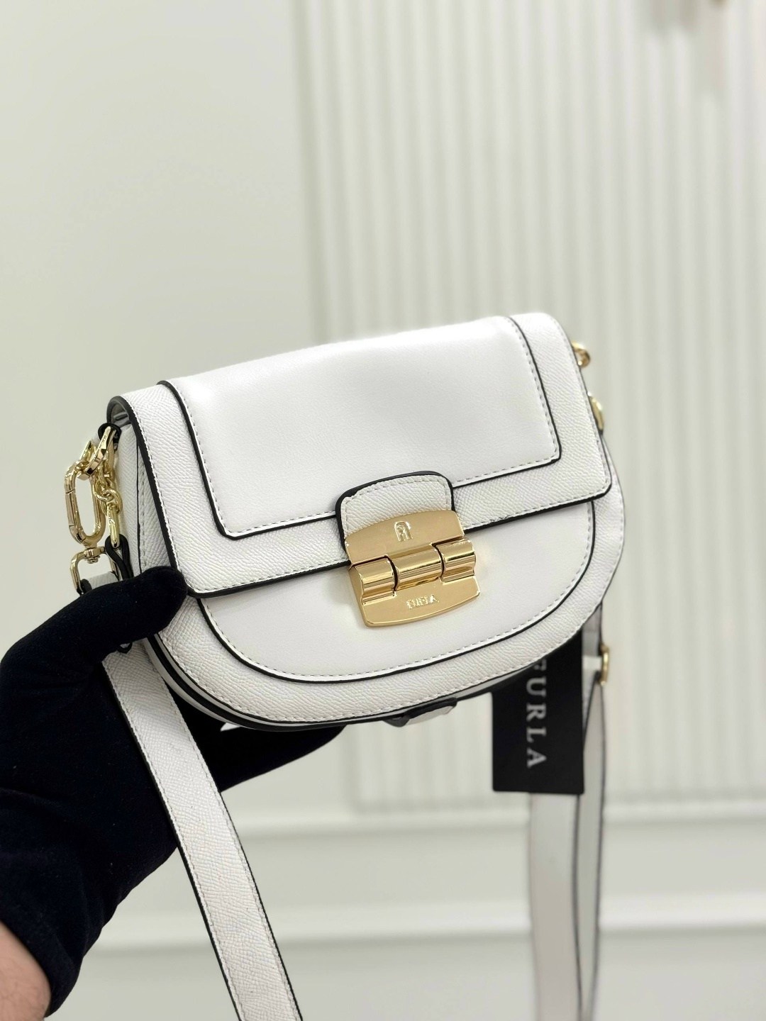 сумка женская furla,сумка fendi,сумка furla,белая сумка,сумка женская