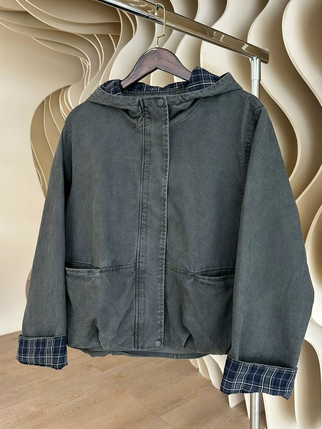 куртка джинсовый,джинсовые куртки женские,куртка стильная,куртка,куртка джинсовая с капюшоном