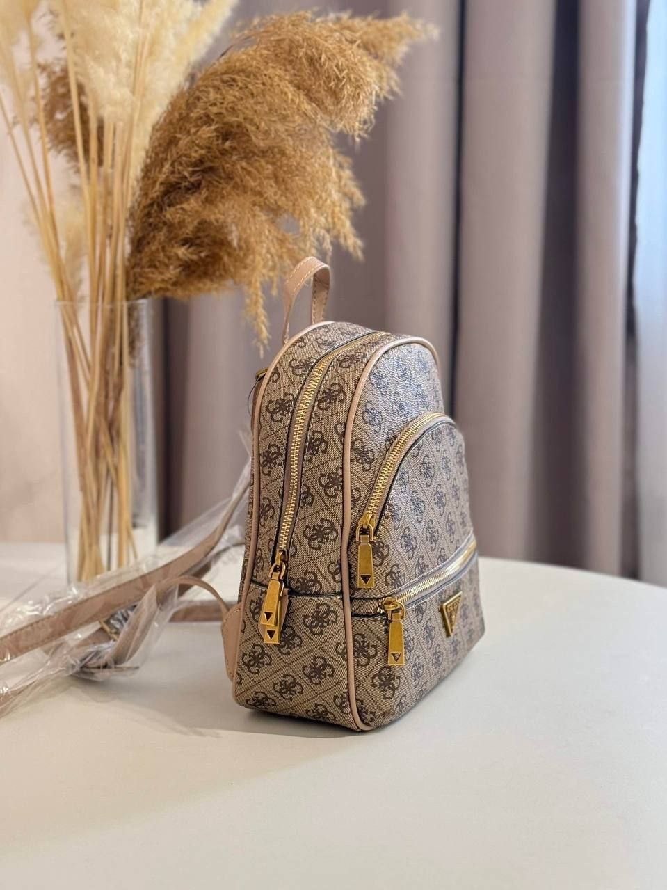 рюкзак guess,рюкзак женский guess,guess рюкзак серый,рюкзак женский guess hwsg6994330 антрацит,рюкзак guess черный