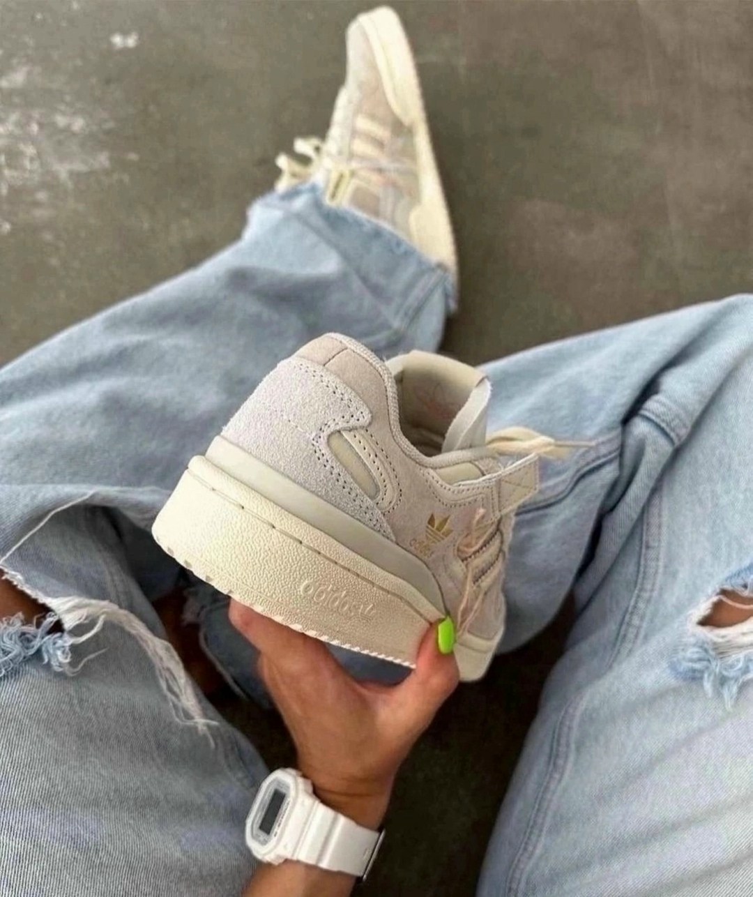 женские кроссовки adidas,adidas forum low 84 бежевый лайт,,кроссовки adidas,кроссовки замша