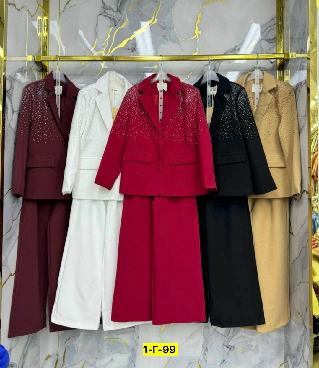 жакет с брюками,бежевые брюки,костюм с брюками,жакет,брючный костюм