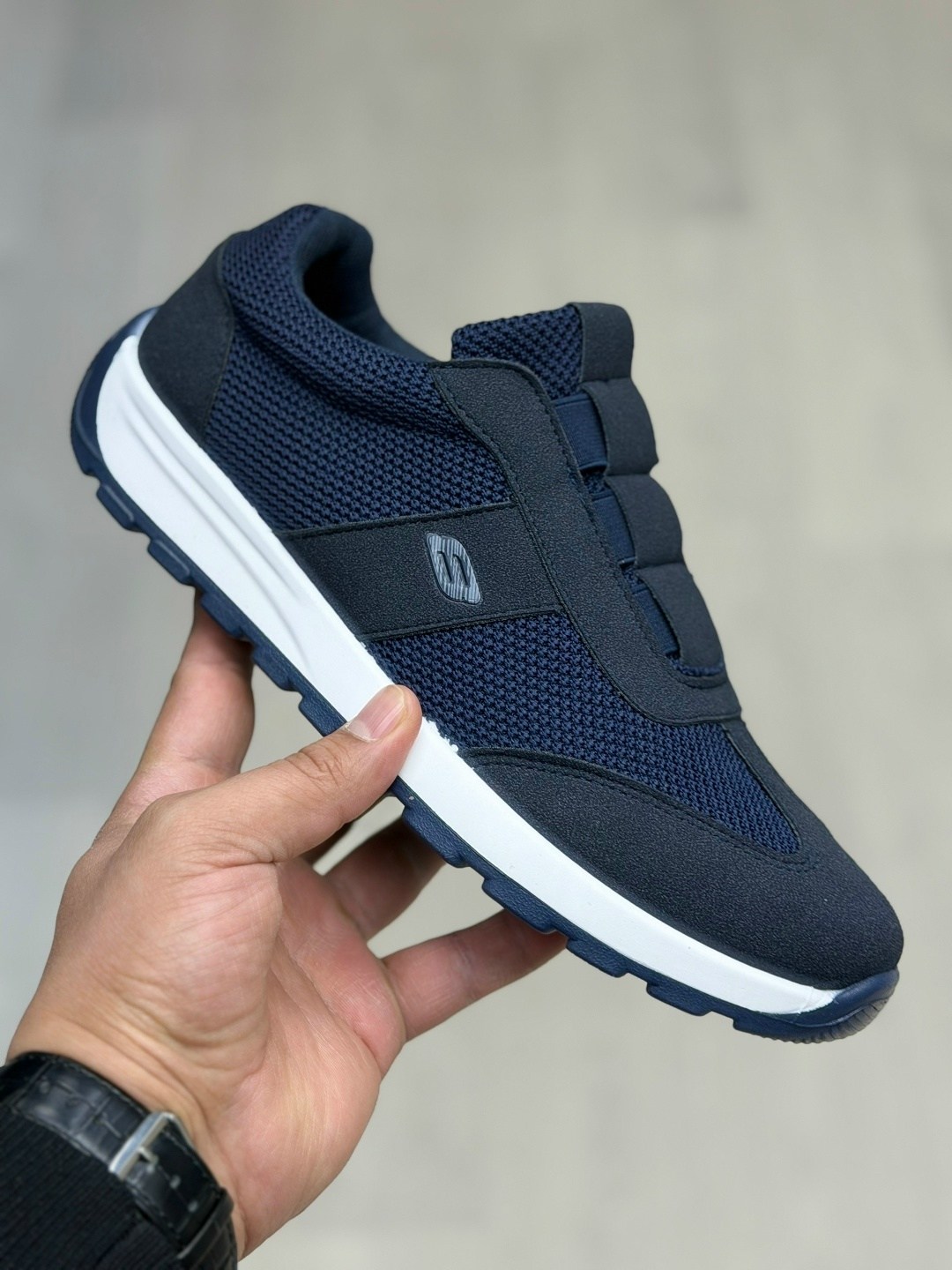 ,кроссовка мужской,повседневные кроссовки,кроссовки для мужчин,мужские кроссовки