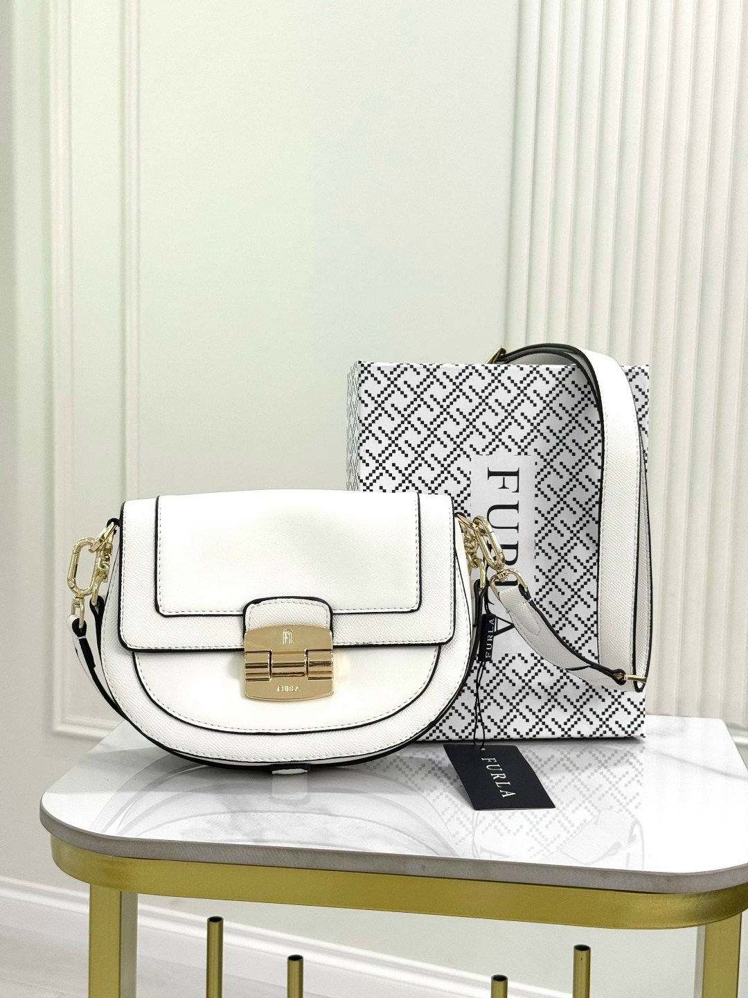 сумка женская furla,сумка fendi,сумка furla,белая сумка,сумка женская