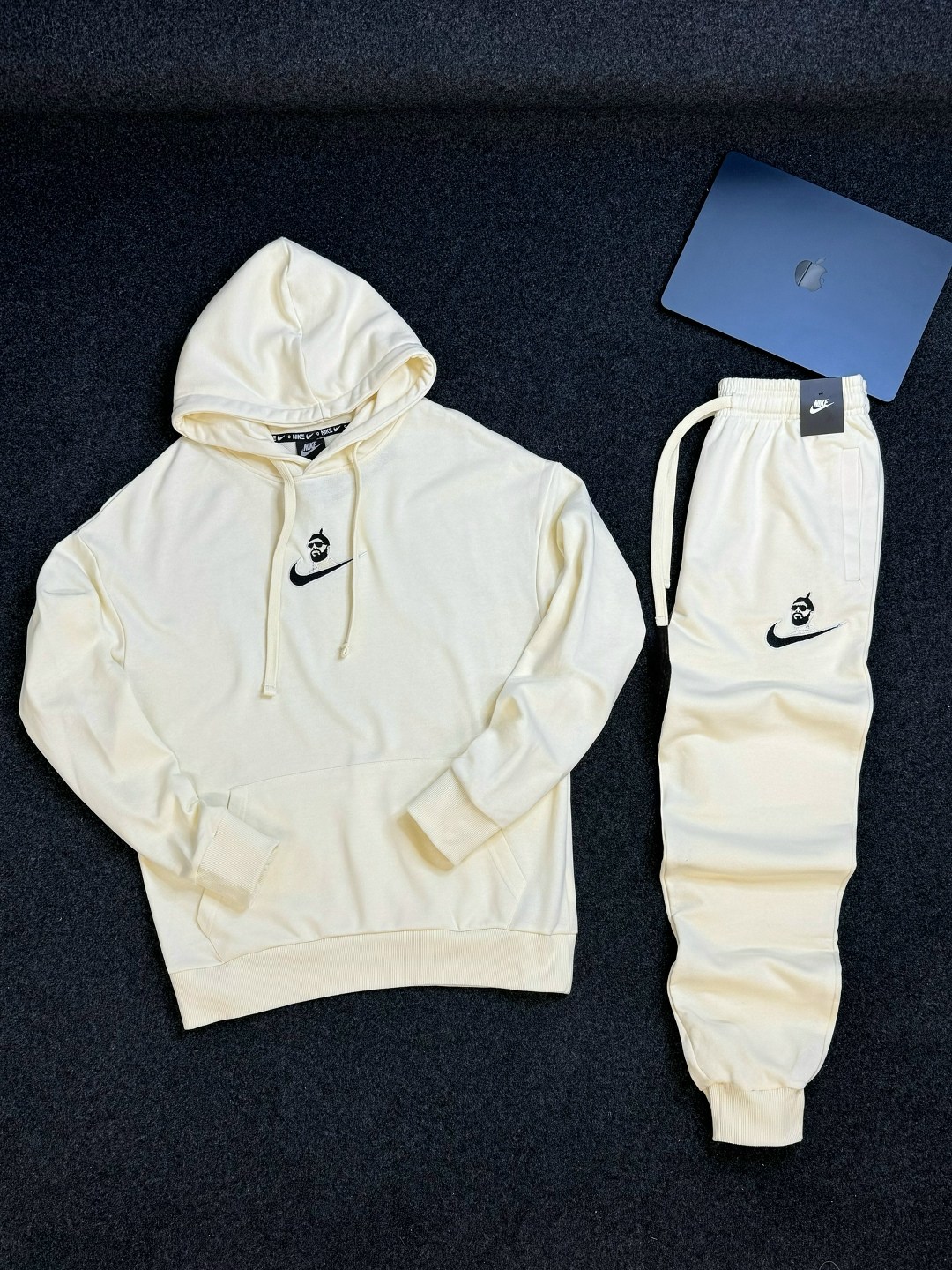 спортивные костюмы nike,спортивные костюмы мужские,спортивный костюм nike мужской,спортивные костюм,костюм спортивный из футера