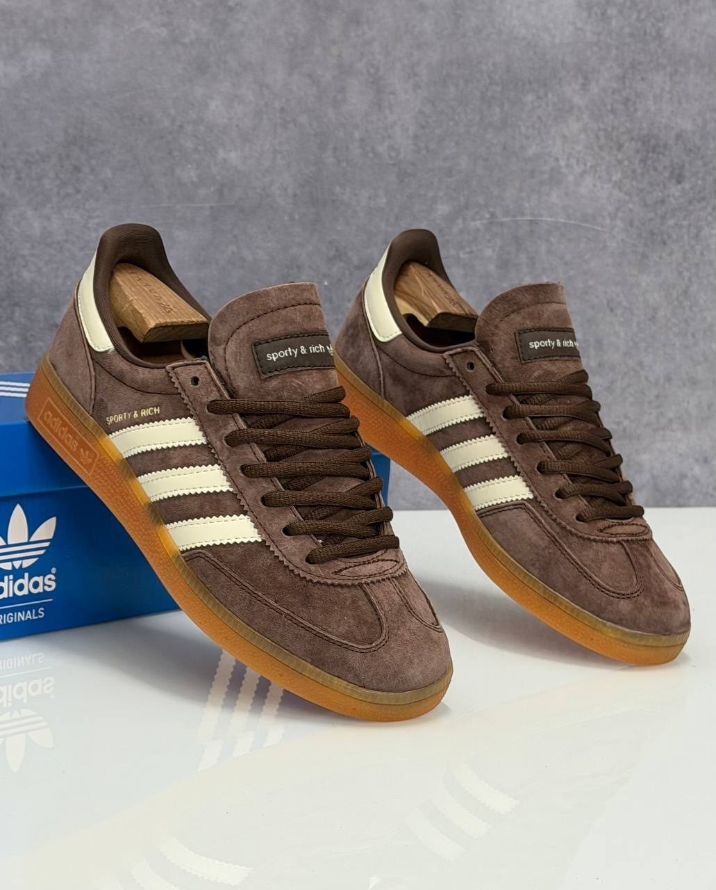кроссовки adidas handball spezial sporty & rich на шнурках,кроссовки adidas handball spezial sporty & rich brown,кроссовки adidas handball spezial sporty & rich brown кеды,кеды adidas handball spezial