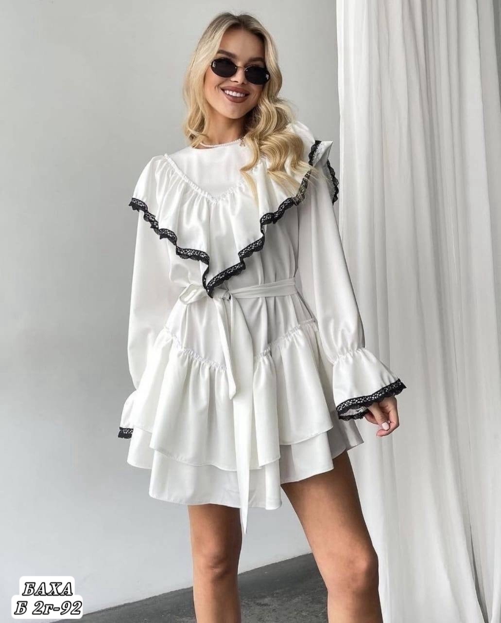 черное женское платье с оборками и расклешенными рукавами,короткое платье,платье,черное платье с рюшами,платье с рюшами женское