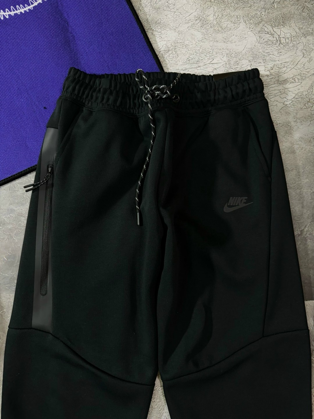штаны nike tech fleece,nike tech fleece pants,мужские брюки nike tech fleece pant,брюки мужские nike,nike tech fleece black штаны