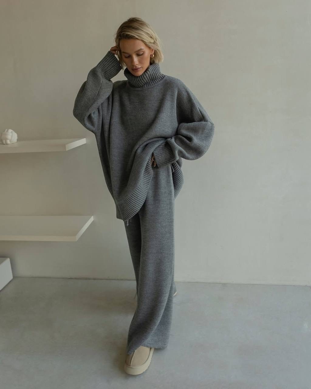 свитер оверсайз,свитер,свитер оверсайз с горлом удлиненный серый,свитер оверсайз с высокой горловиной серый,свитер оверсайз с горлом