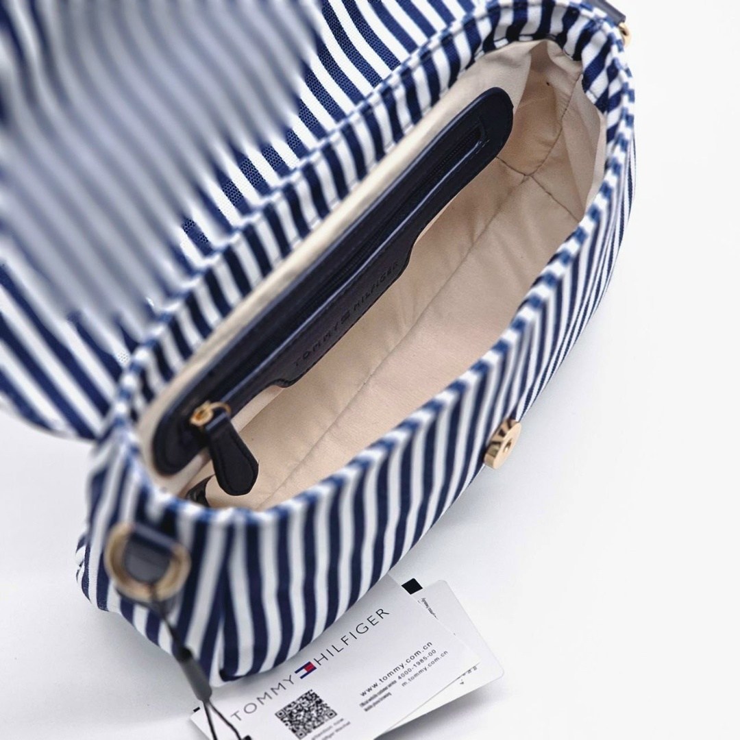 сумка tommy hilfiger женская,сумка томми хилфигер голубая,сумка через плечо tommy hilfiger,сумка tommy hilfiger,сумка кросс-боди tommy hilfiger