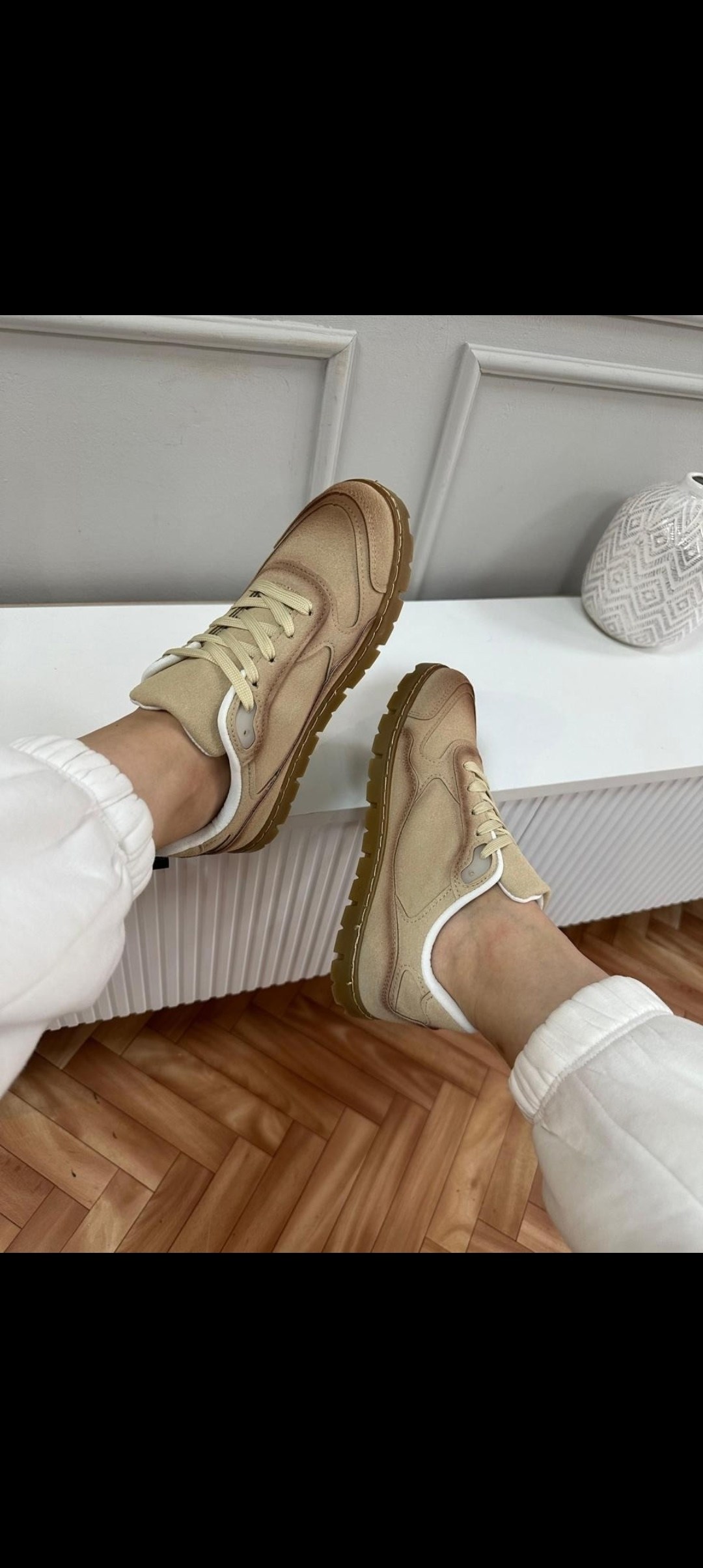 женские кроссовки,,женские кроссовки nike internationalist,бежевые кроссовки,стильные женские кроссовки