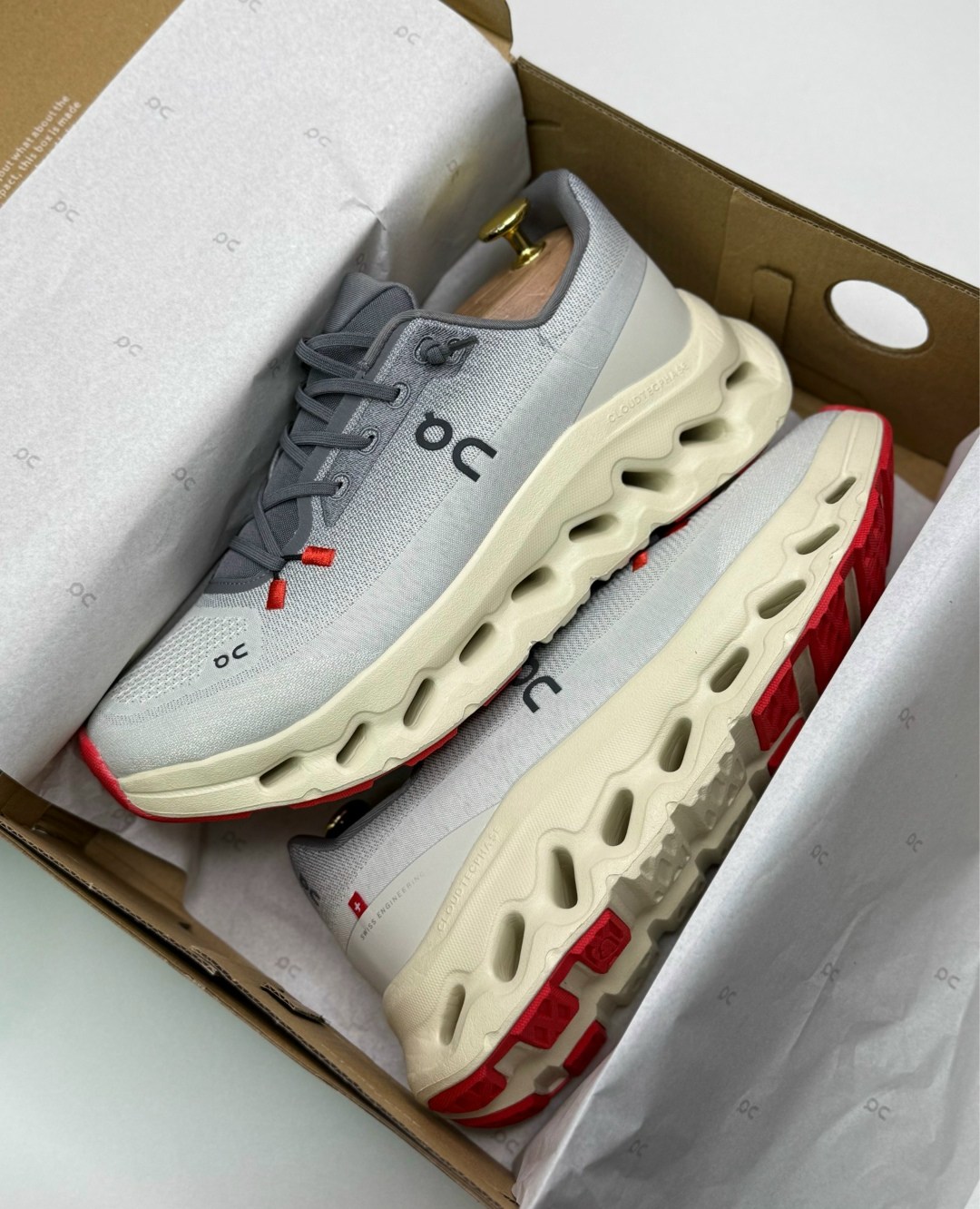 кроссовки,кроссовки cloudtilt on,кроссовки мужские женские,женские кроссовки,кроссовки cloudtilt "cinder/sand" on running