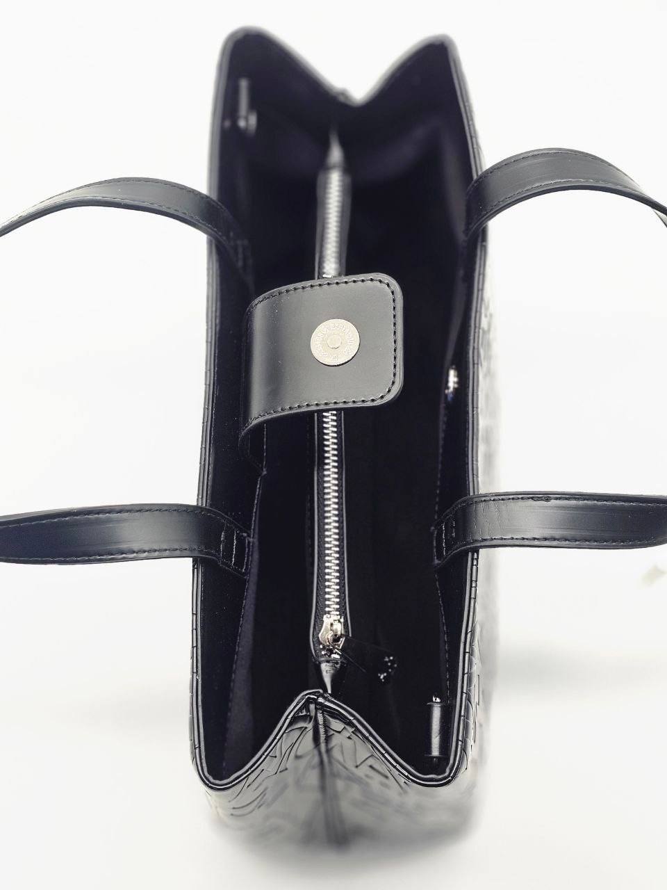 женская сумка armani exchange,сумка armani exchange,черные женские сумки armani exchange,сумка армани эксчендж,armani exchange женская сумка с короткими ручками