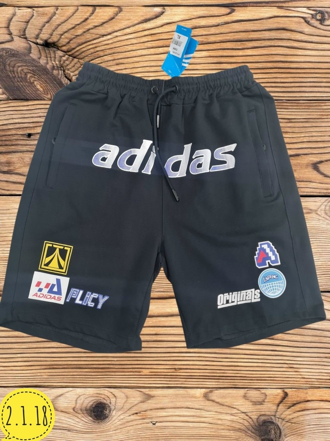 мужские спортивные шорты adidas,adidas шорты,шорты адидас танго,мужские шорты adidas,шорты adidas originals