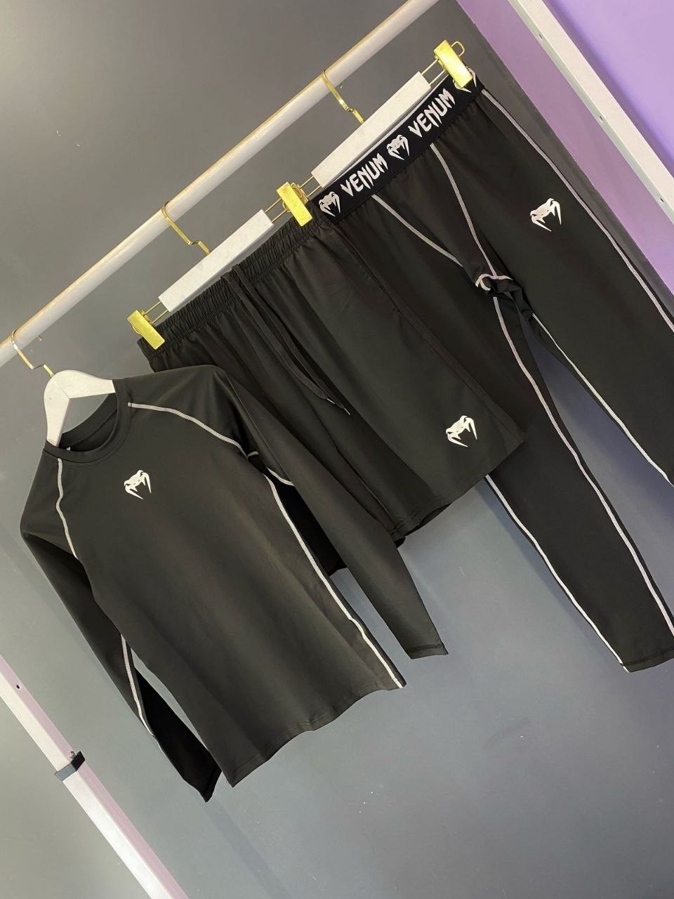 спортивные костюм,мужские спортивные костюмы,комплект термобелье спортивное,спортивные костюмы оптом,спортивные комплекты