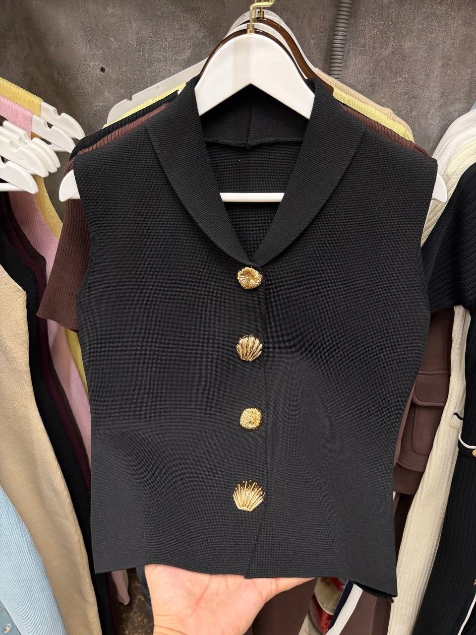 вязаные жилеты,жилетка женская,трикотажный жилет,жилет женский,вязаные жилеты женские