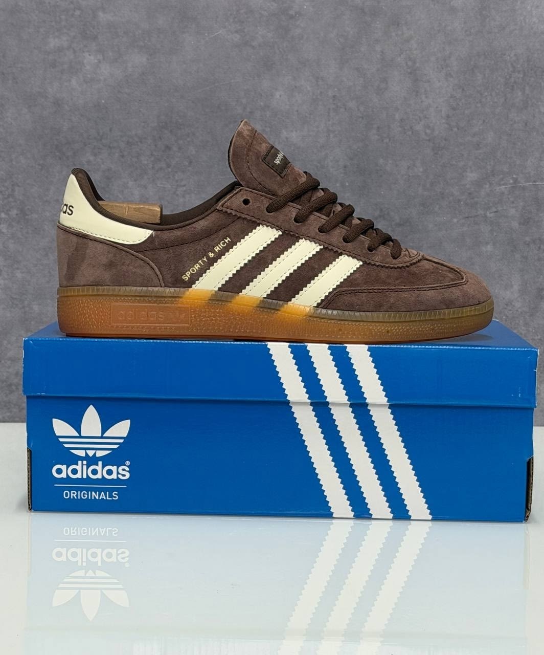 кроссовки adidas handball spezial sporty & rich на шнурках,кроссовки adidas handball spezial sporty & rich brown,кроссовки adidas handball spezial sporty & rich brown кеды,кеды adidas handball spezial