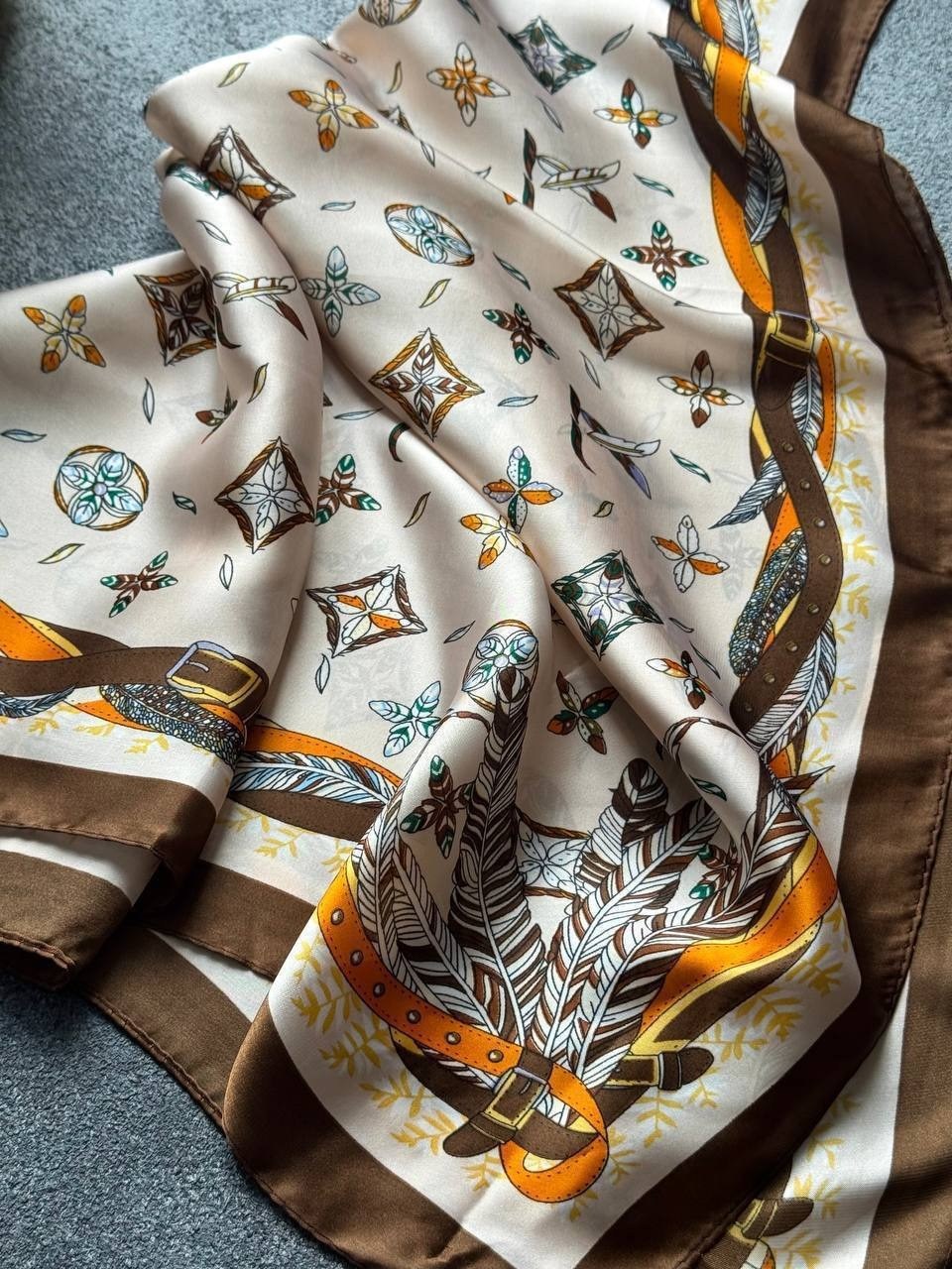 летние образы 2025 женские модные луки,модные образы лето 2025,стильные образы лето 2025,модные летние образы 2025,брюки палаццо