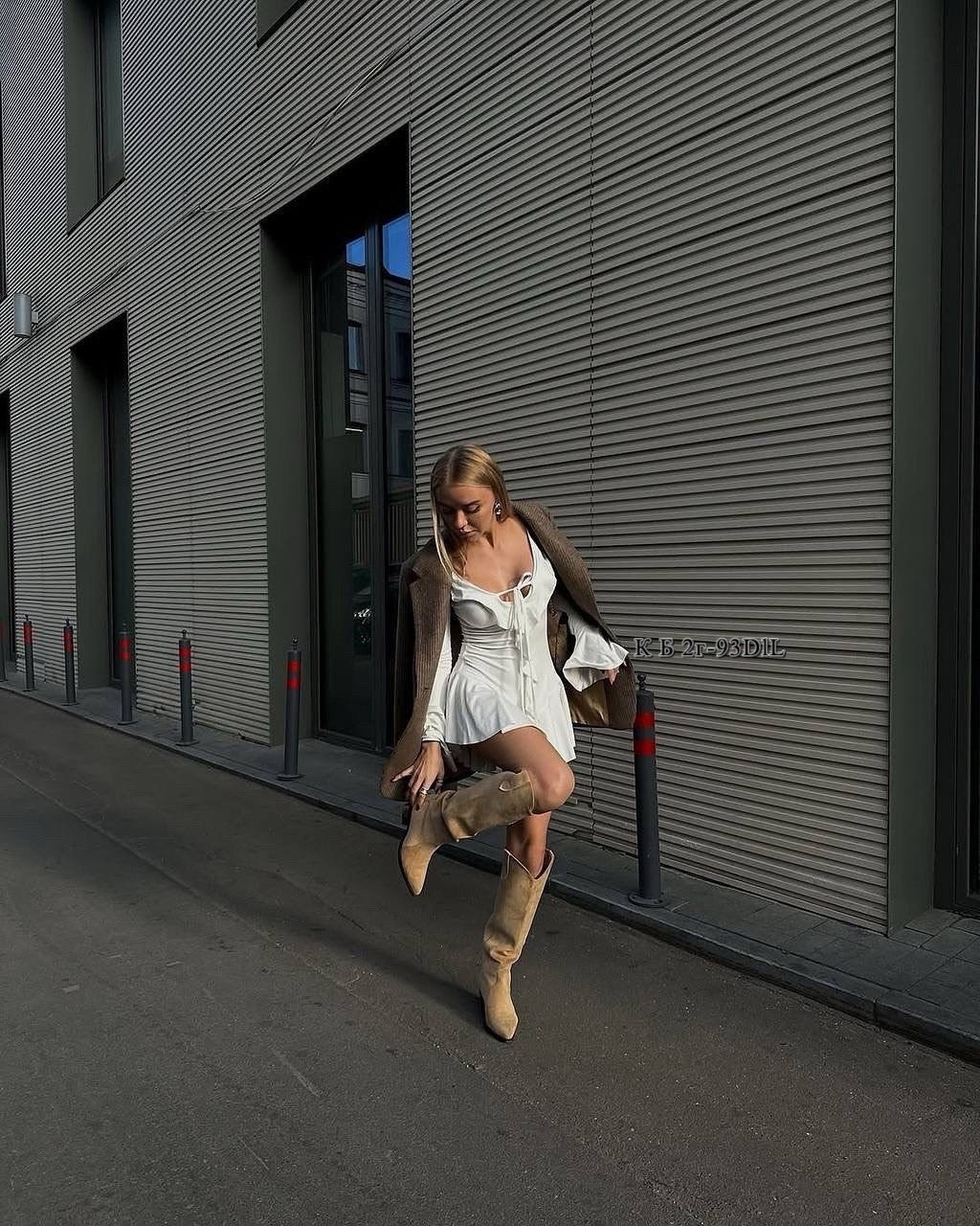 коричневое платье,платье модное,шикарное платье,шикарная одежда,женское платье