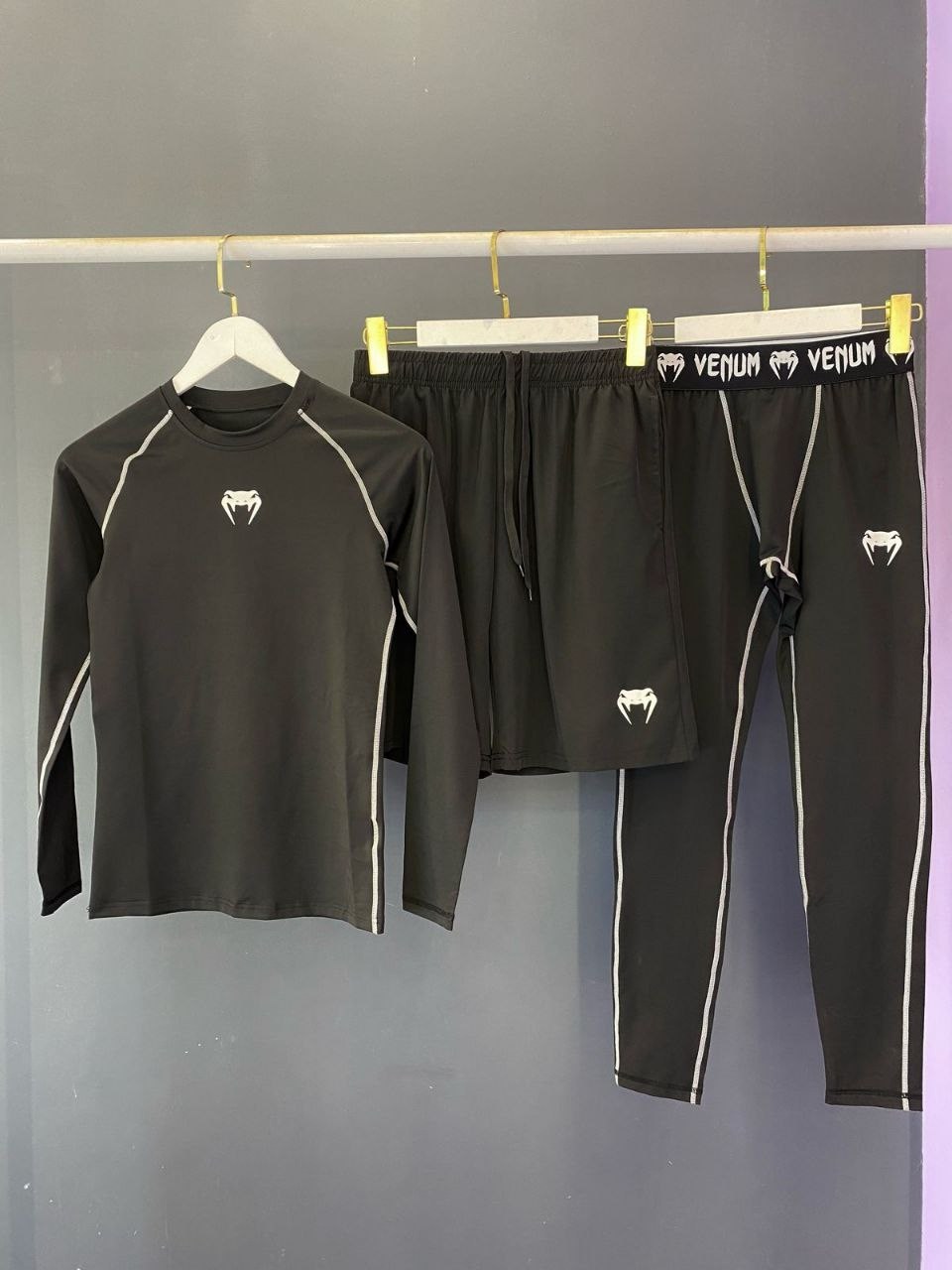 спортивные костюм,мужские спортивные костюмы,комплект термобелье спортивное,спортивные костюмы оптом,спортивные комплекты