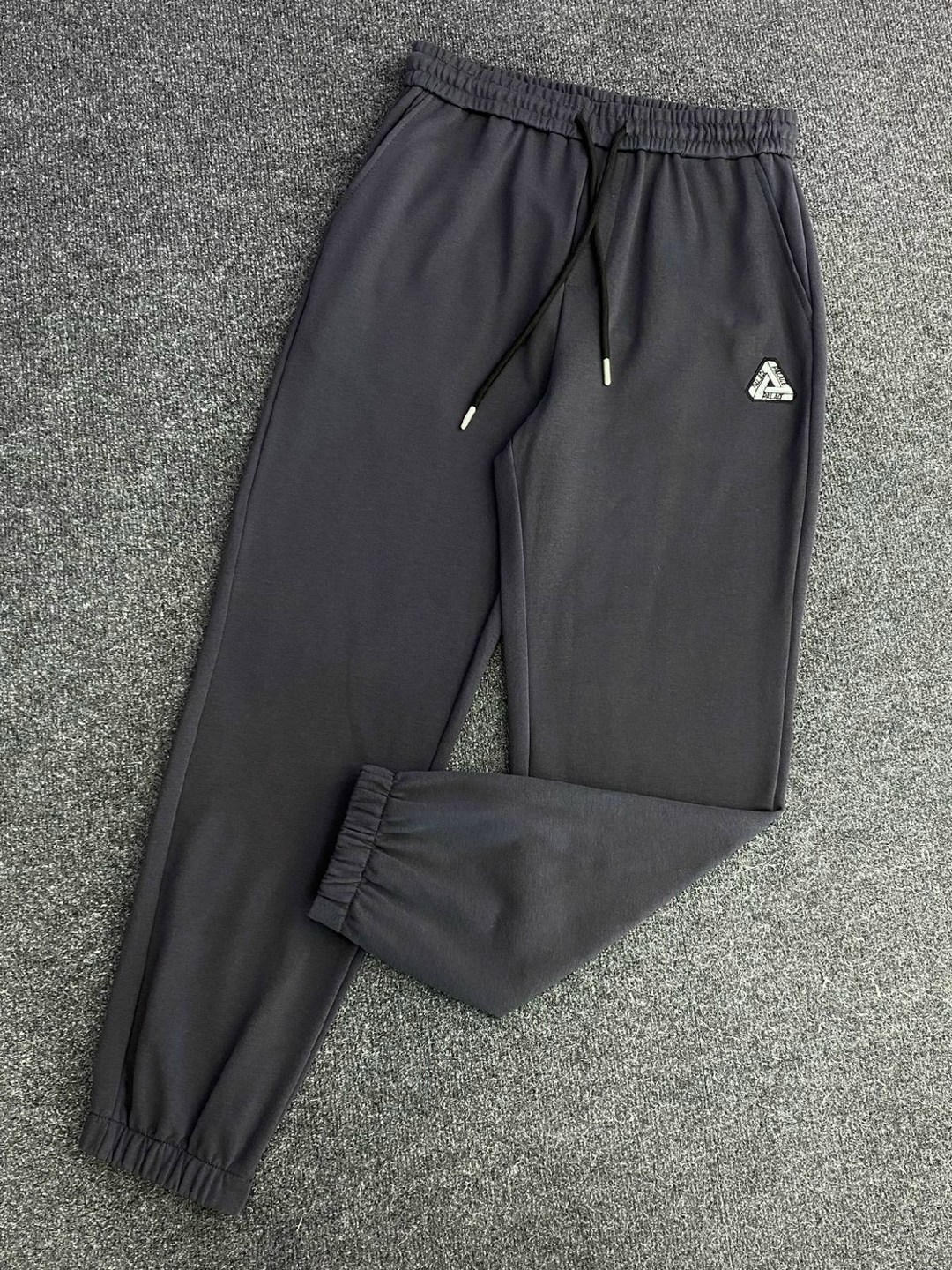 спортивные штаны,спортивные мужские штаны,брюки спортивные мужские,брюки спортивные,спортивные штаны adidas