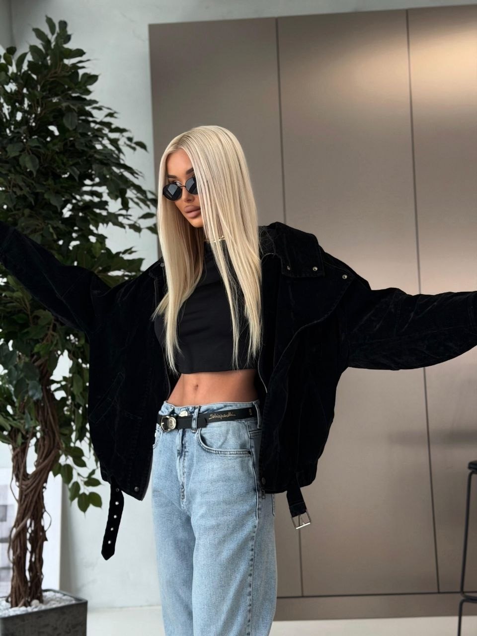 замшевая куртка,куртка из замши,куртка бомбер,женская куртка вельветовая,куртка вельветовая