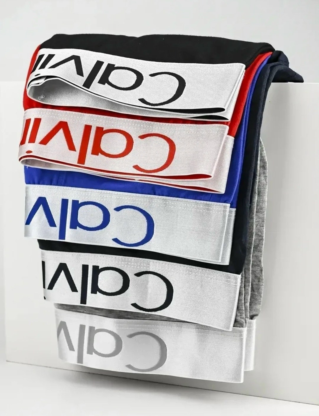 трусы мужские боксеры 5 штук calvin klein,комплект трусов боксеры calvin klein 5 шт,набор трусов боксеров 5 штук,комплект трусов боксеры calvin klein,трусы боксеры мужские набор спортивные calvin klei