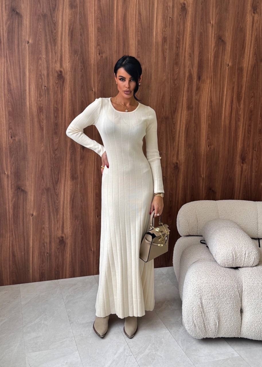 вязаное платье макси,платье трикотажное макси emberens,трикотажное платье макси,длинное вязаное платье,платье лапша вязаное теплое