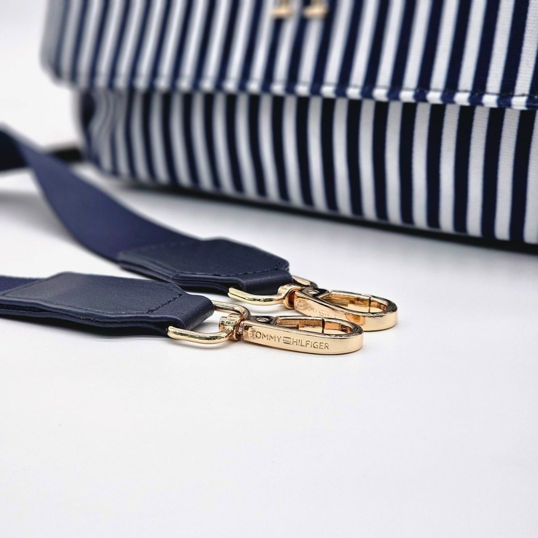 сумка tommy hilfiger женская,сумка томми хилфигер голубая,сумка через плечо tommy hilfiger,сумка tommy hilfiger,сумка кросс-боди tommy hilfiger