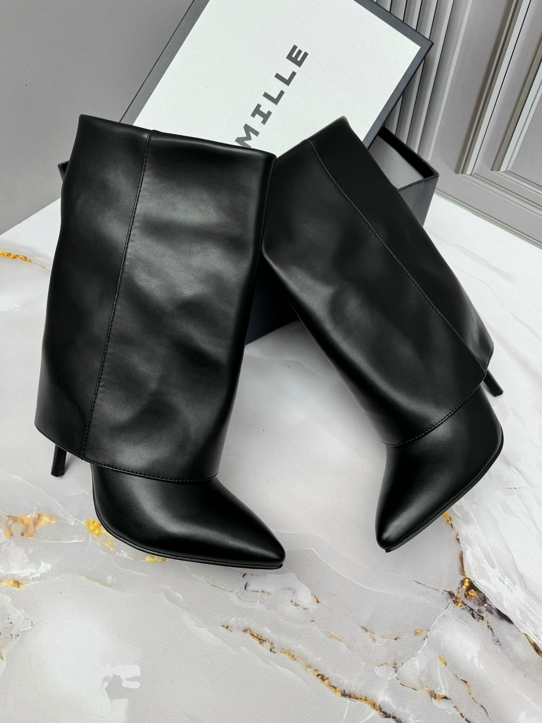 сапоги трубы на каблуке,сапоги на каблуке,сапоги трубы,,сапоги на шпильке