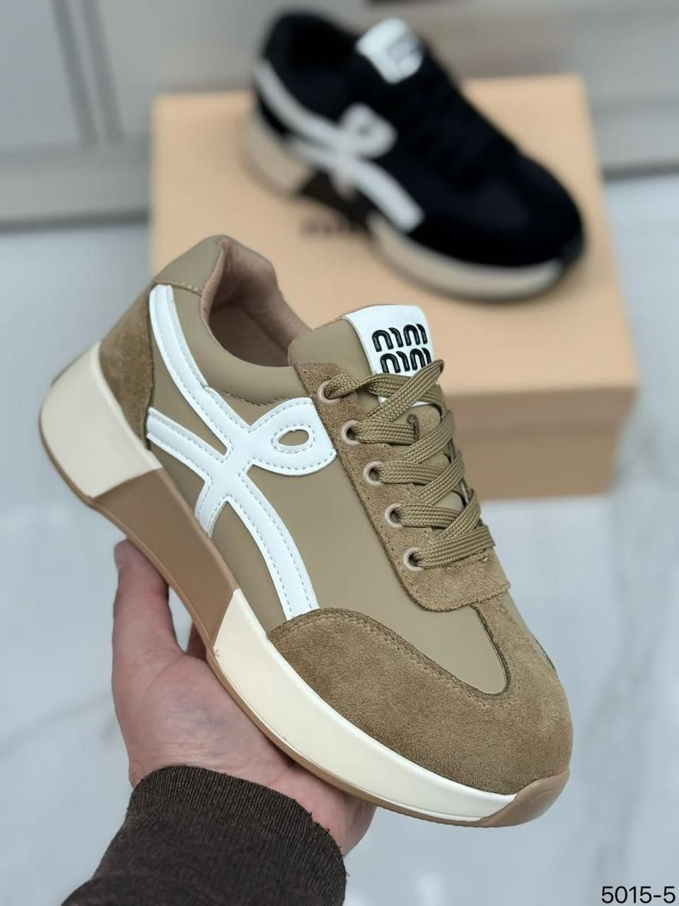 ,кроссовки женскиe,спортивный ,модная спортивная ,кроссовки модные