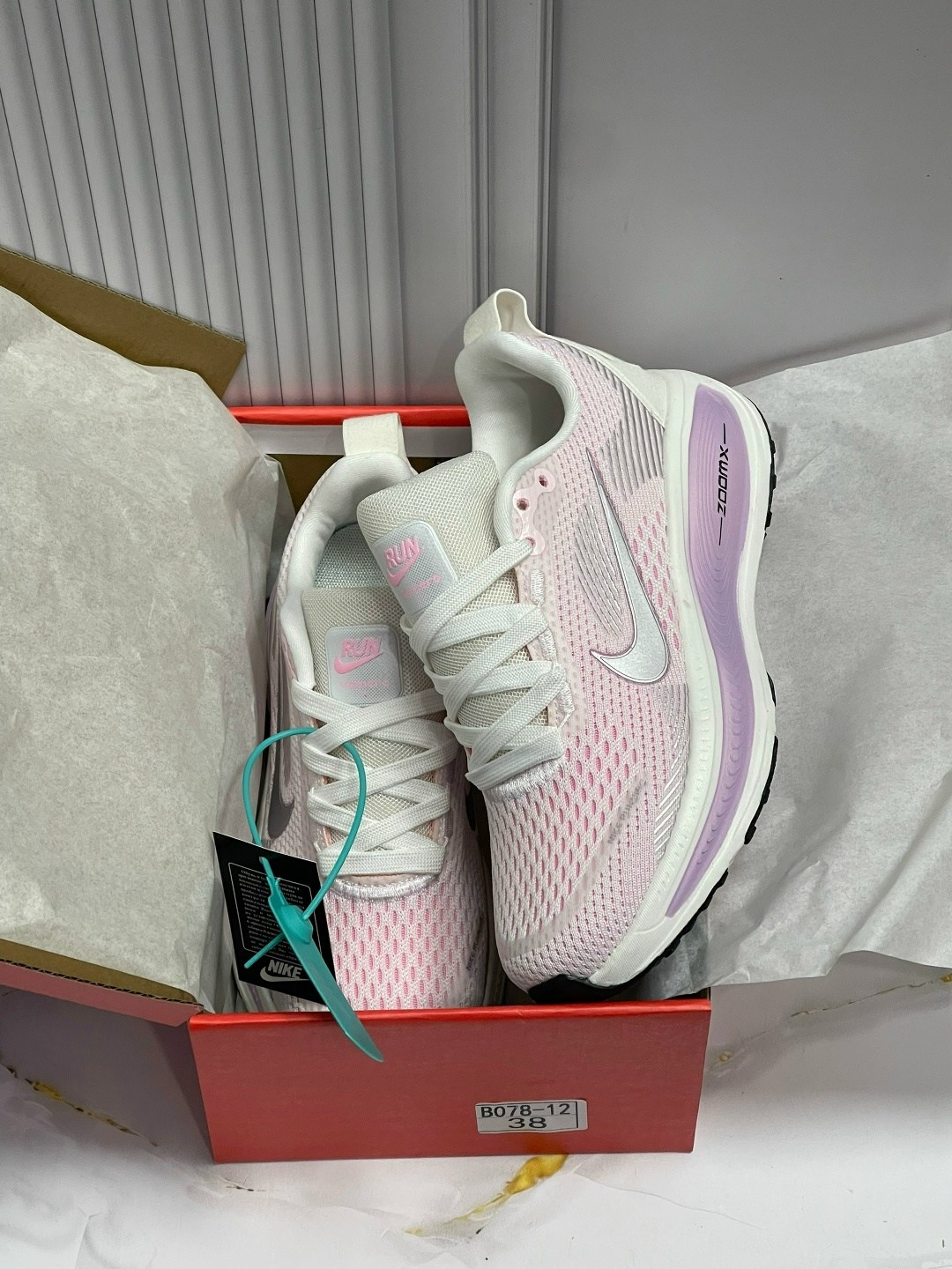 кроссовки nike женские,кроссовки nike,кроссовки,кроссовки nike air zoom vomero,женские кроссовки
