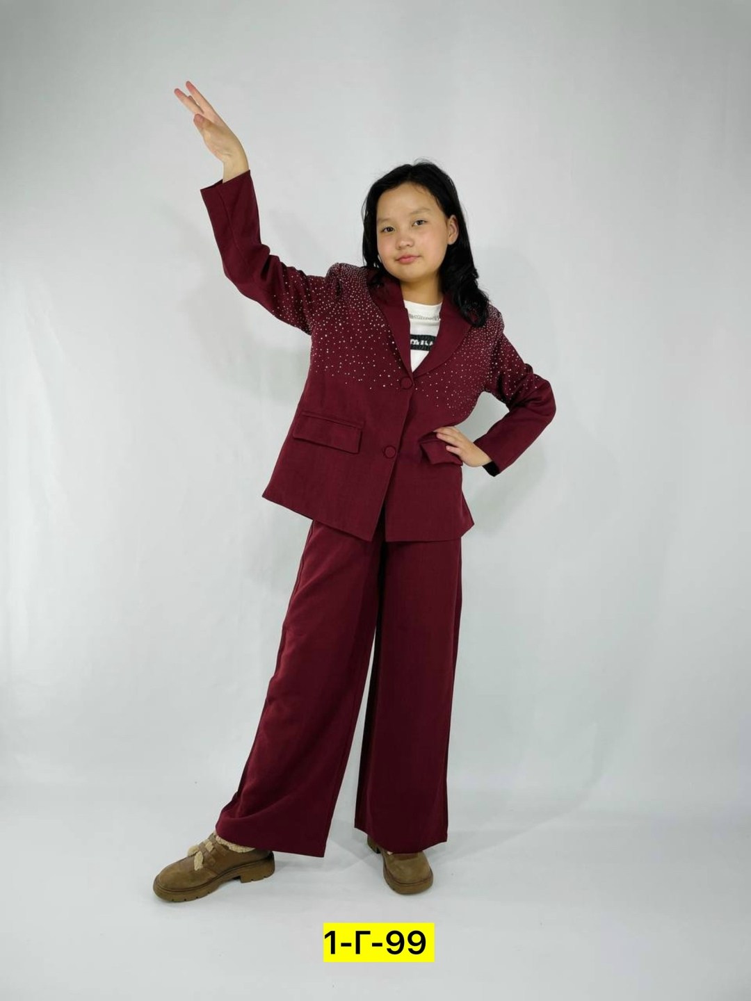 жакет с брюками,бежевые брюки,костюм с брюками,жакет,брючный костюм