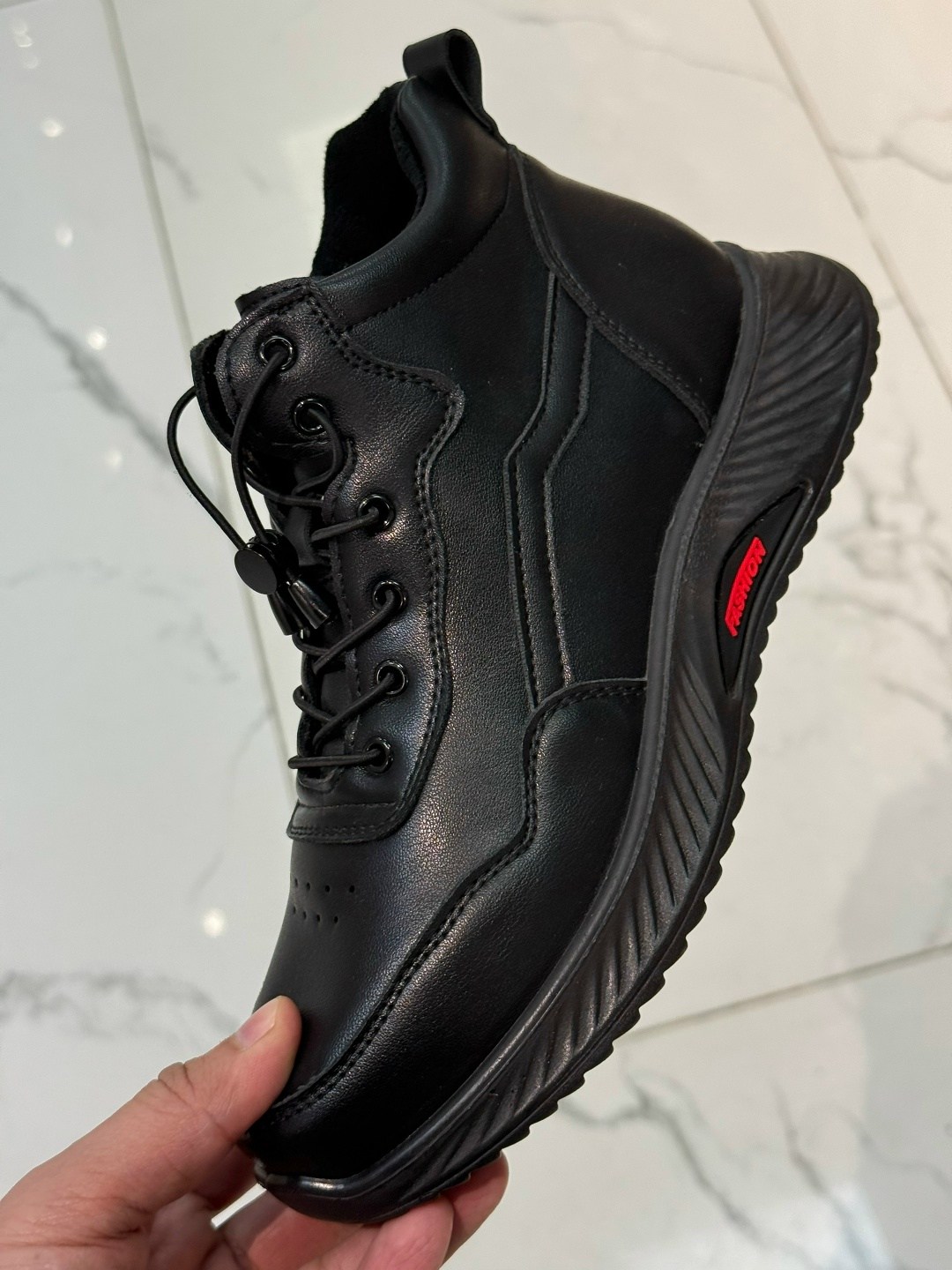 ботинки мужские,,мужская зимняя ,ботинки мужские зимние,кроссовки