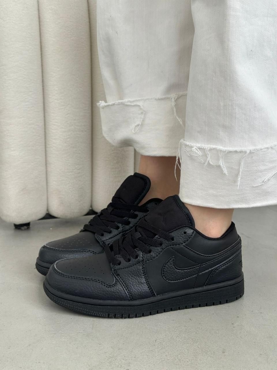 air jordan 1 low triple black,jordan 1 low triple black,кроссовки,nike air jordan 1 low,черные кроссовки
