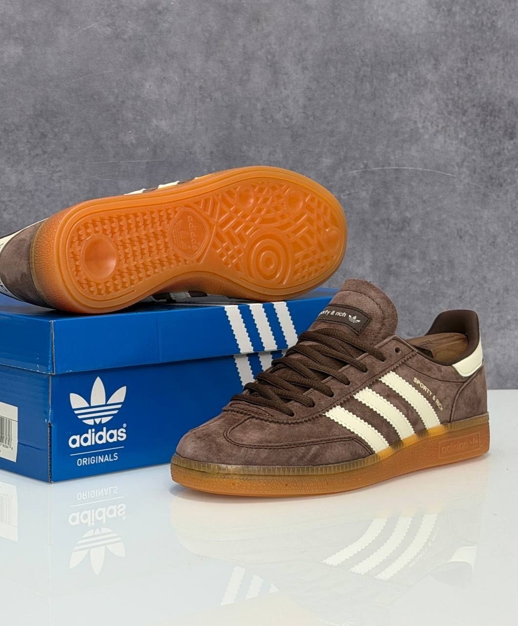 кроссовки adidas handball spezial sporty & rich на шнурках,кроссовки adidas handball spezial sporty & rich brown,кроссовки adidas handball spezial sporty & rich brown кеды,кеды adidas handball spezial