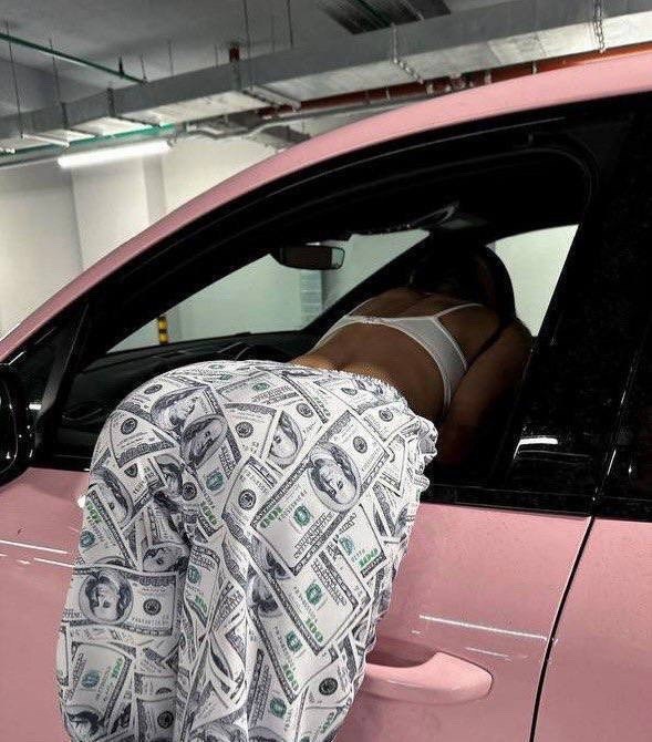 костюм в пижамном стиле,костюм с принтом,стильные костюмы,пижамные костюмы