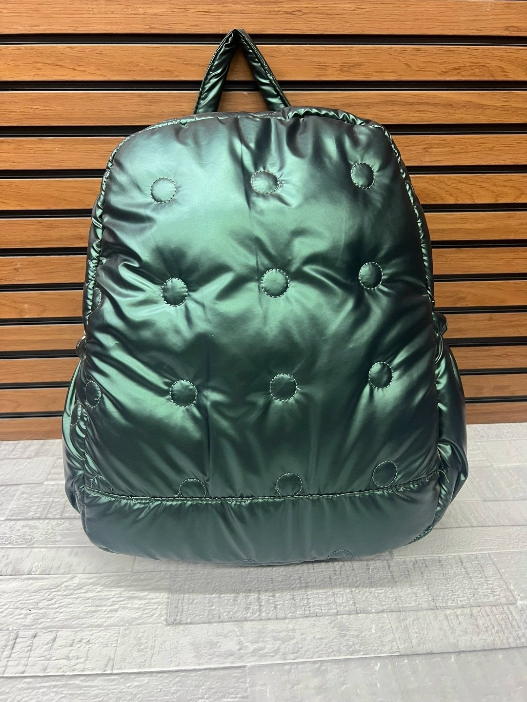 женские рюкзаки,рюкзак,рюкзак модный,дутый рюкзак женский,модный женский рюкзак