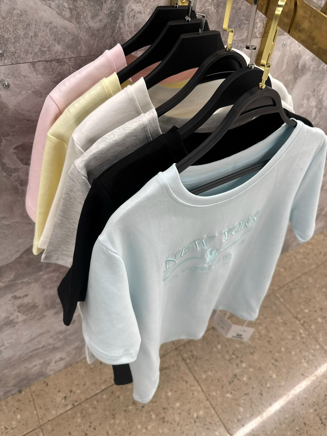 футболка,футболки женская,летние футболки,футболки брендовые,футболки женские мужские