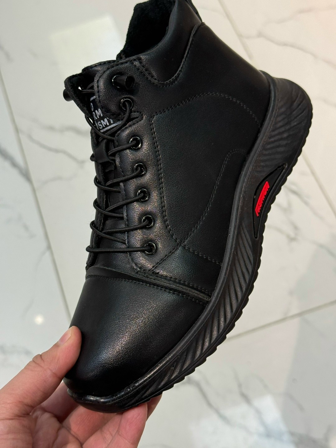 ботинки мужские,,мужская зимняя ,ботинки мужские зимние,кроссовки