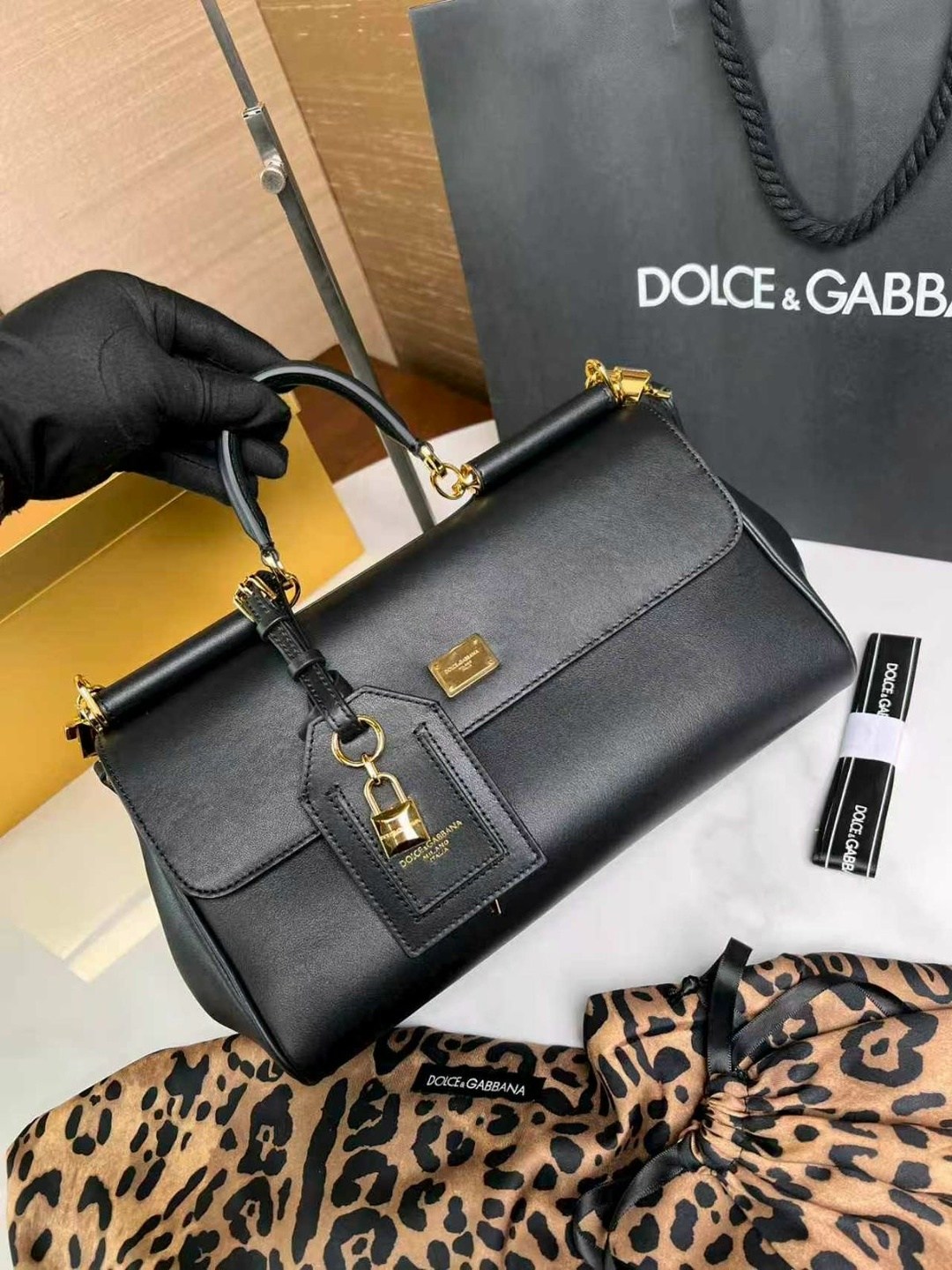 чёрная женская сумка my sicily dolce & gabbana,сумка dolce&gabbana,сумка дольче габбана,сумка дольче габбана сицилия,dolce & gabbana сумка sicily среднего размера черный