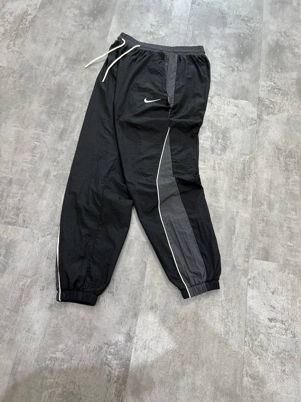 спортивные штаны nike,штаны nike,спортивные брюки плащевка,спортивные штаны nike плащевка,спортивный брюки