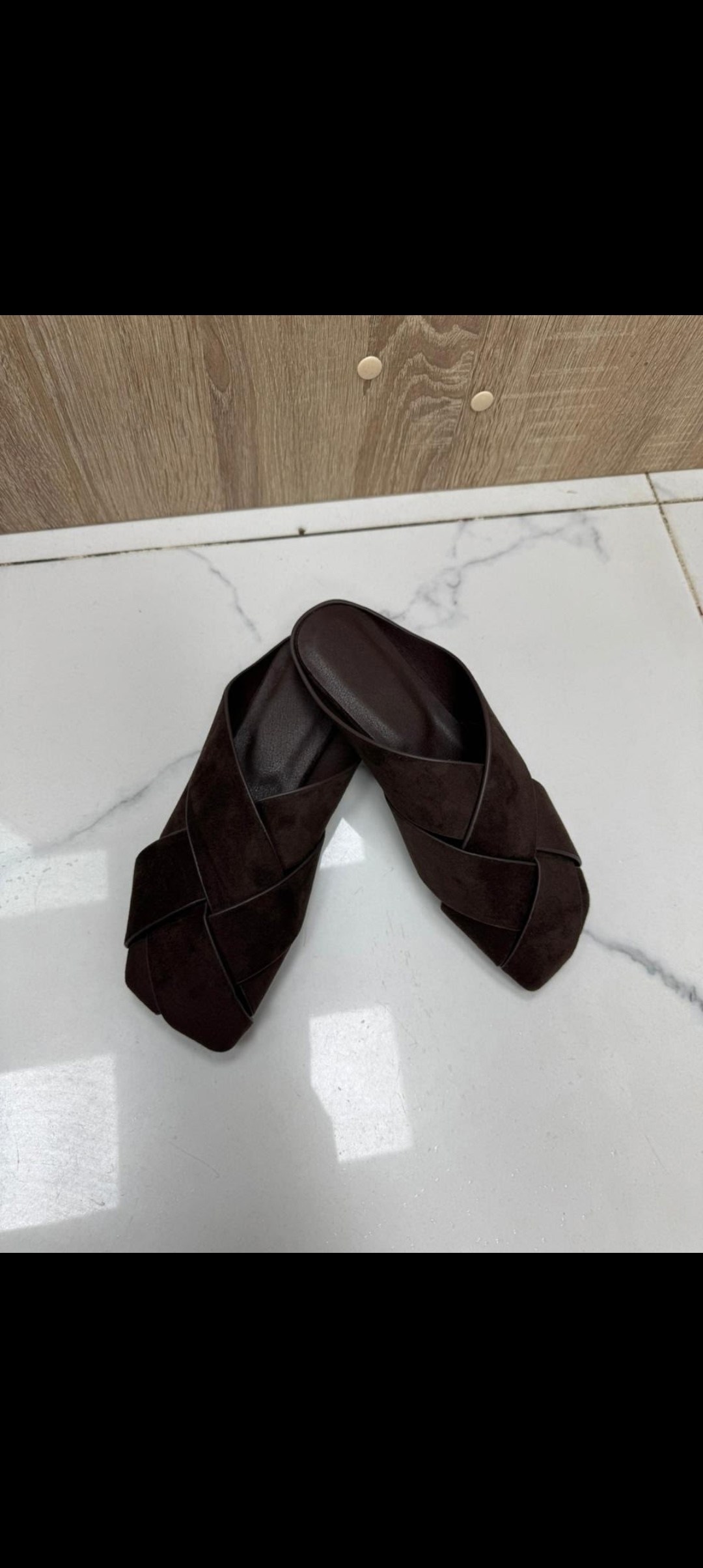 тапочки модные,шлепанцы женские,,модные шлепанцы,шлепанцы боттега венета