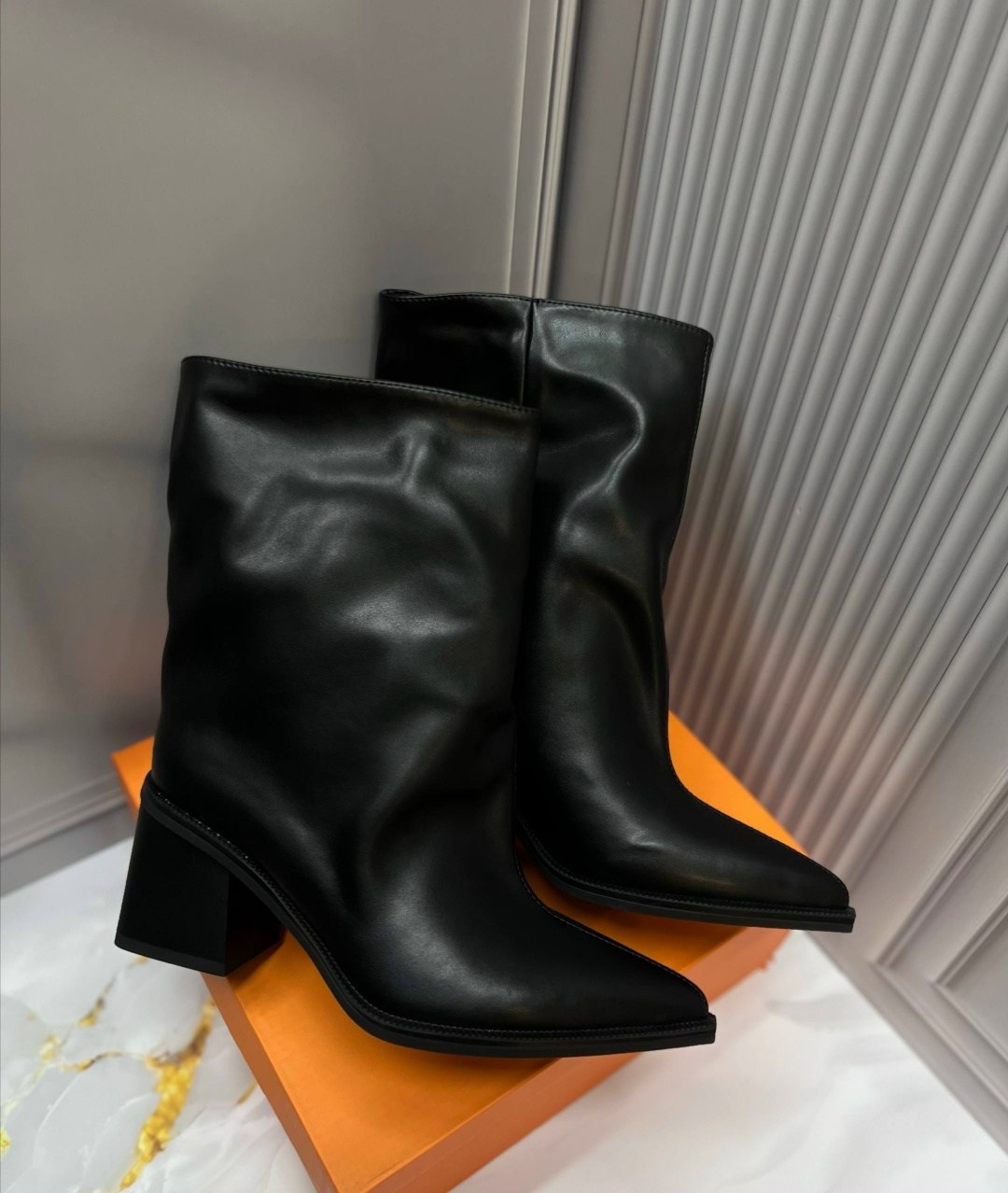 ,ботильоны женские,кожаные ботильоны, женская,ботильоны женские кожаные